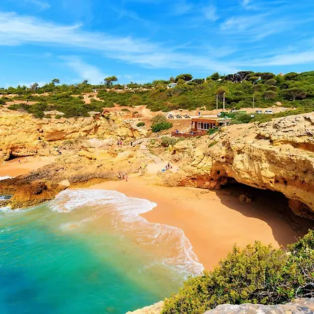 Casa Paraiso - Stylish Gateway