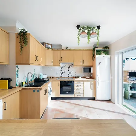 Casa Paraiso - Stylish Gateway *