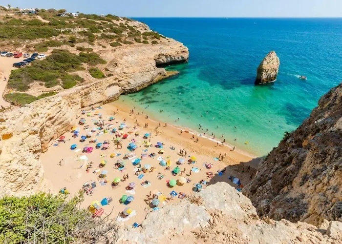 Casa Paraiso - Stylish Gateway