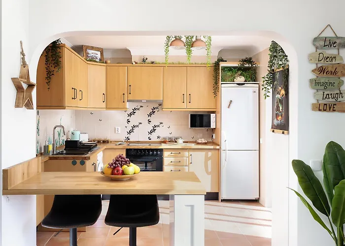 Casa Paraiso - Stylish Gateway